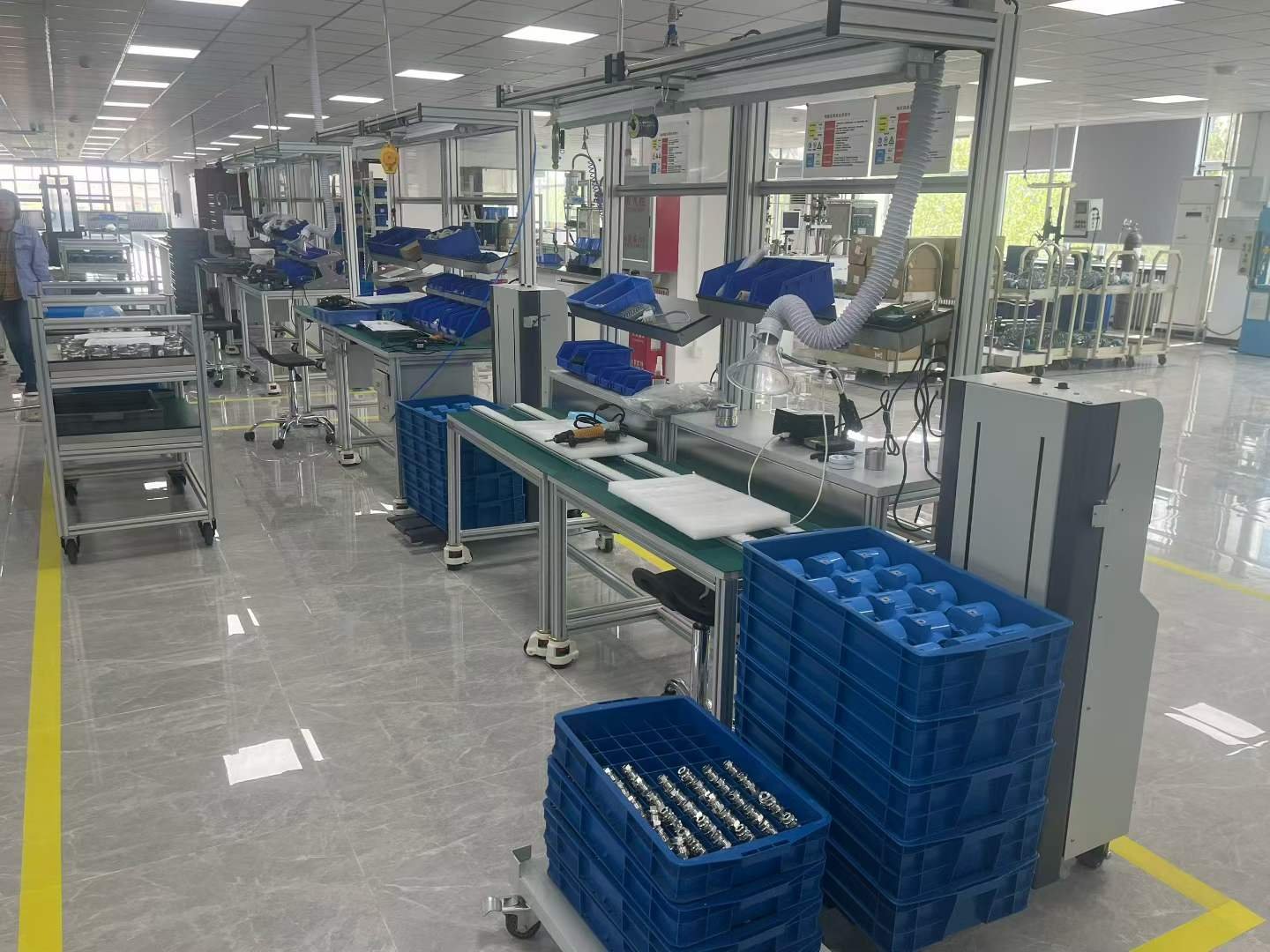 Electrical Cabinet Assembly Handling application gallery